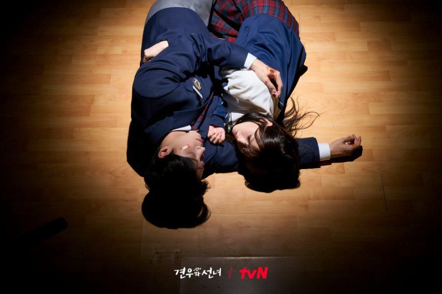 7 Sebab Jimat Seong A Gak Mempan pada Gyeon Woo di Head Over Heels