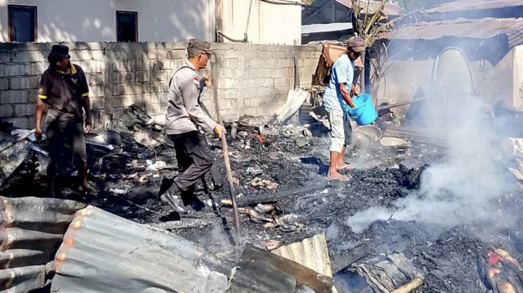Anak-anak Main Api Sebabkan 7 Rumah di Sikka NTT Ludes Terbakar