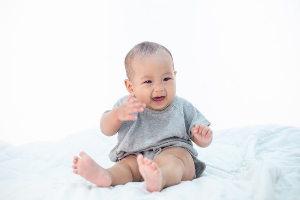 Studi: Bayi Mulai Mengembangkan Selera Humor Sejak Usia 1 Bulan