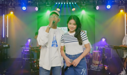 Lirik Lagu Saktenane – Aftershine ft. Dinda Teratu