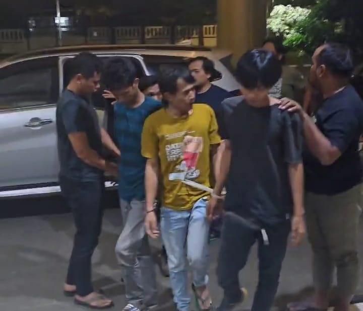  Mabuk, 4 Pria Cabuli Gadis Difabel di Serang