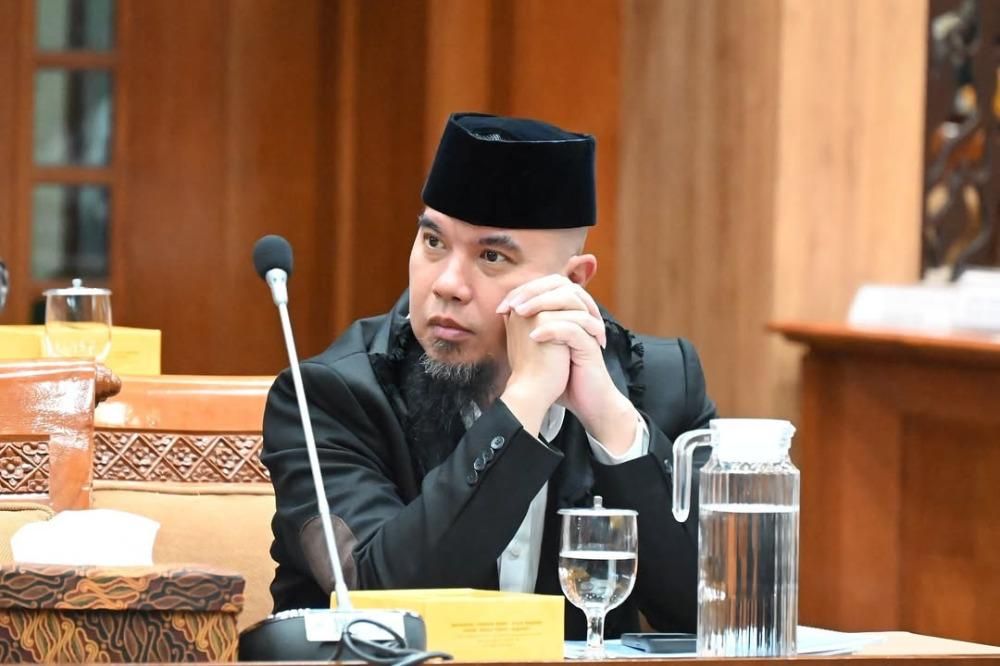 Ahmad Dhani Bantah Tuduhan Perselingkuhan saat Bersama Maia Estianty