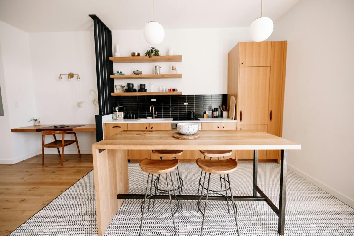 7 Desain Partisi Ruangan Tanpa Renovasi Rumah, Dekoratif!