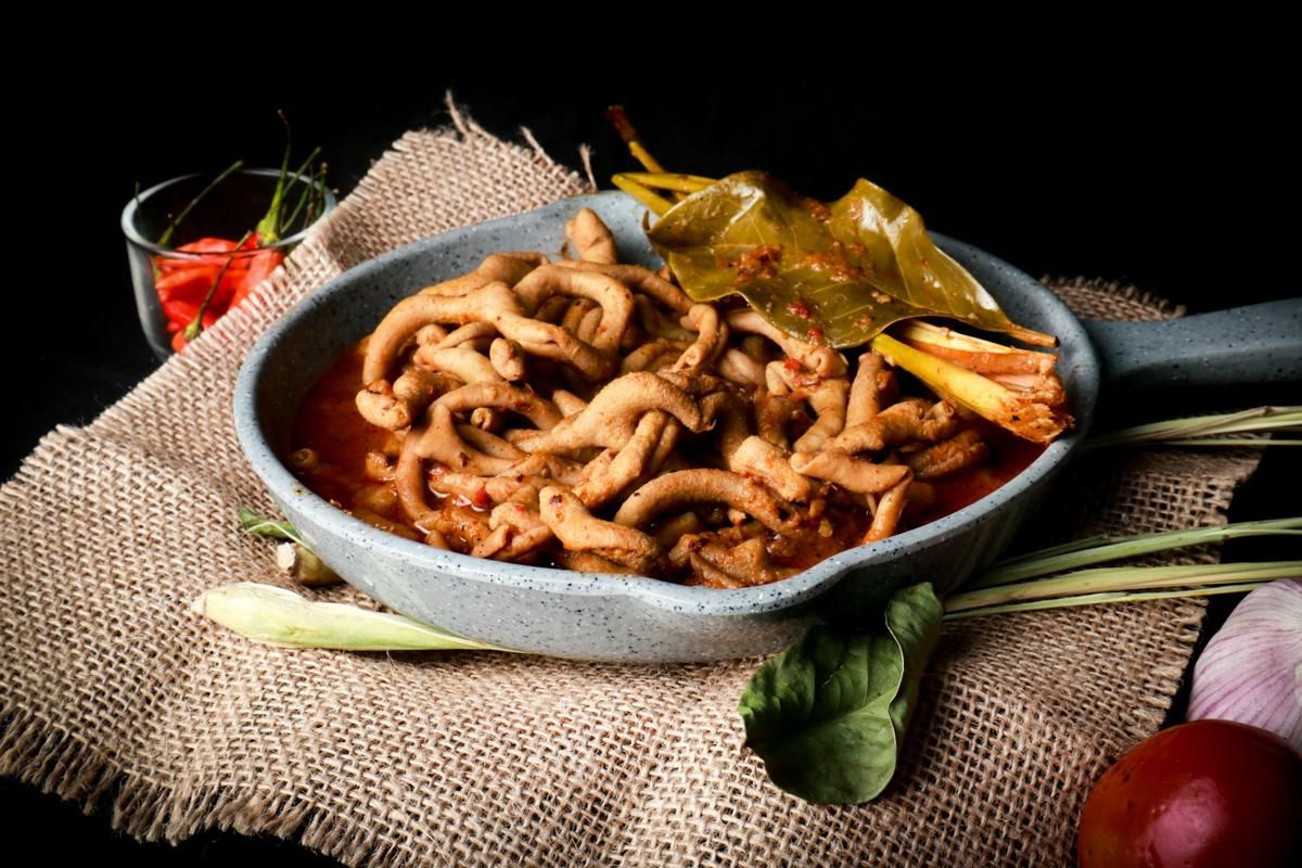 5 Tips Memasak Usus Ayam Pedas Manis, Rasanya Juara!