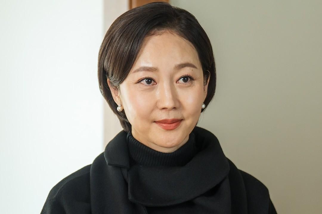 8 Still Cuts Yum Jung Ah di Drakor The Defects, Sosok Manipulatif!