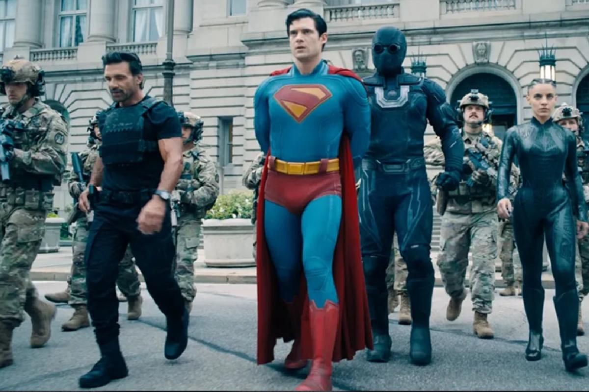 3 Teori Penggemar yang Terbukti dalam Film DCU Superman 
