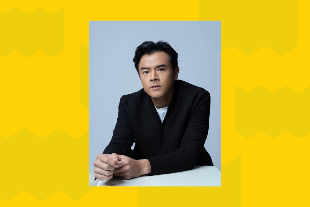 Profil Dion Wiyoko, Pemeran Jonathan di Film 'Sore: Istri dari Masa Depan'