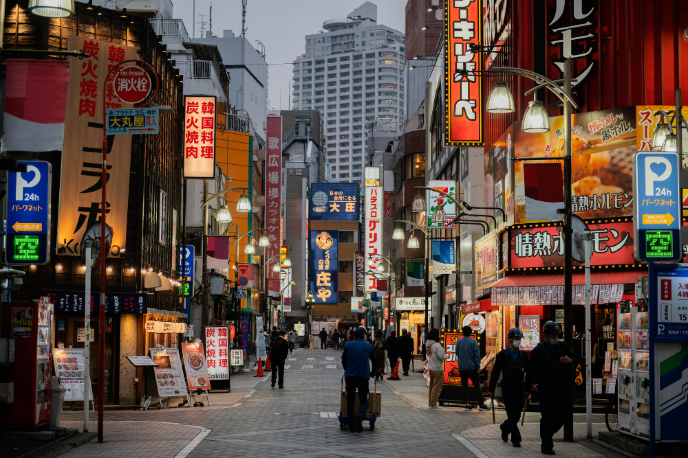 10 Rekomendasi Oleh-Oleh dari Jepang yang Wajib Kamu Beli