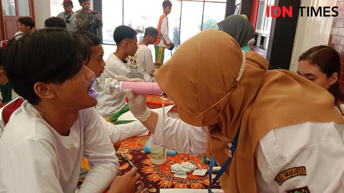 Hari Pertama, Siswa Sekolah Rakyat Soeharso Solo Dites Kebugaran