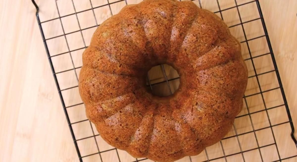 Resep Bolu Kukus Pisang Cokelat Tanpa Mixer, Tetap Lembut dan Moist