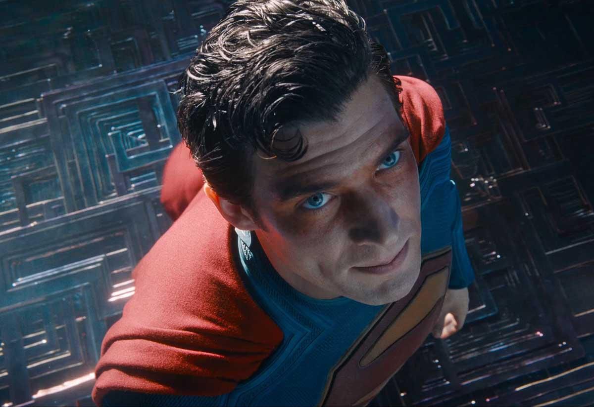 Berapa Lama Superman Bisa Menahan Napasnya?