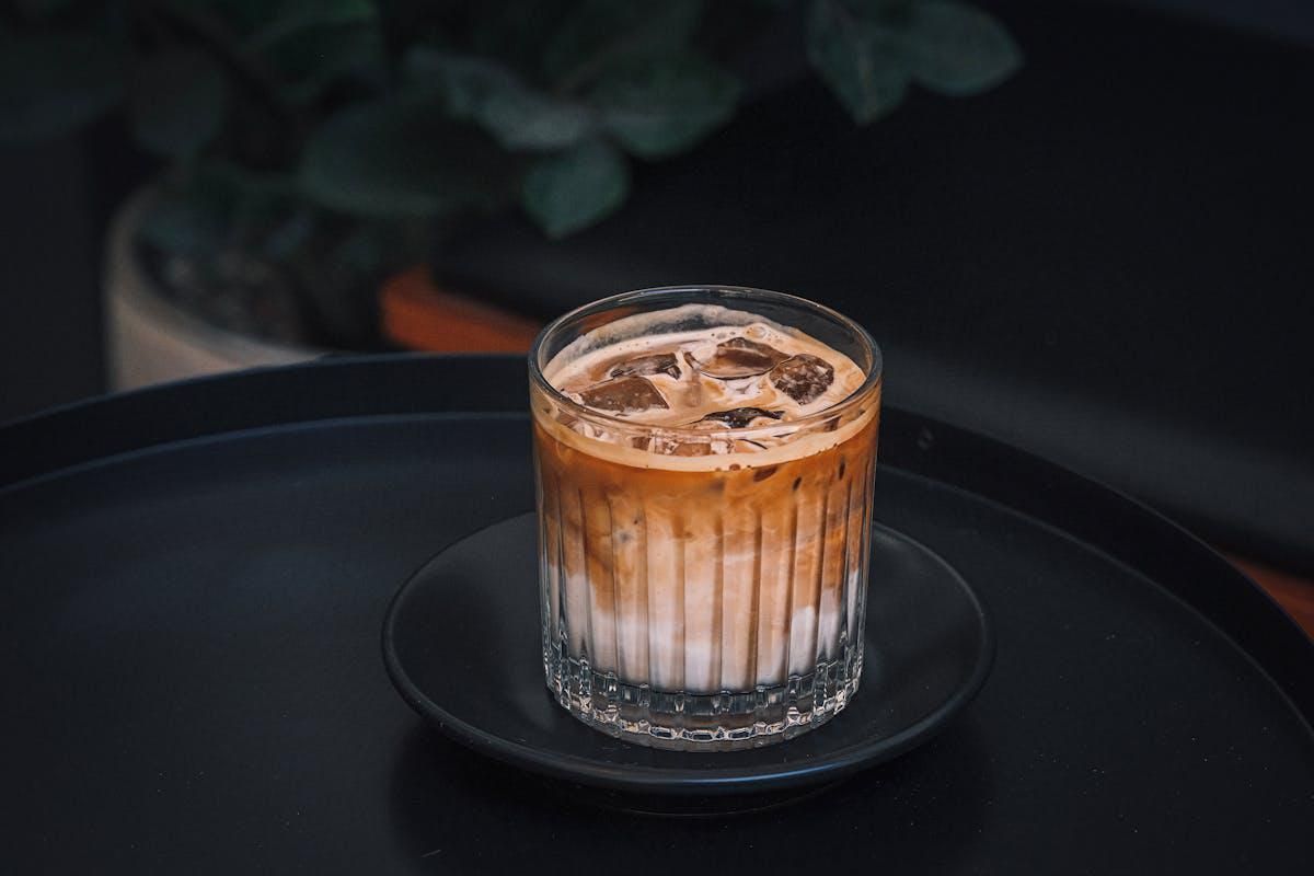 Resep Es Kopi Susu ala Kopi Kenangan yang Mudah Dibuat