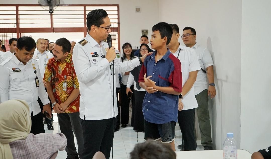 Tinjau Sekolah Rakyat, Rico Sebut Fasilitas Memadai meski Sementara