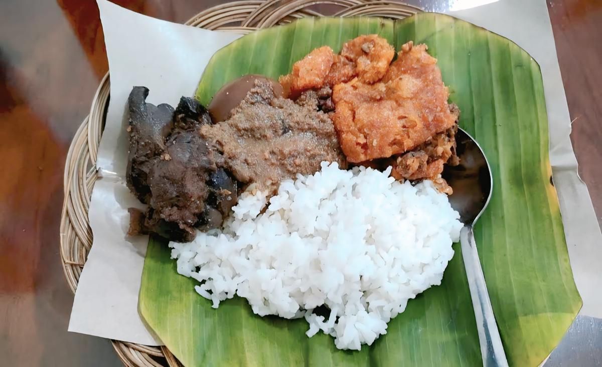 5 Gudeg Legendaris di Yogyakarta, Membawa Nostalgia Rasa