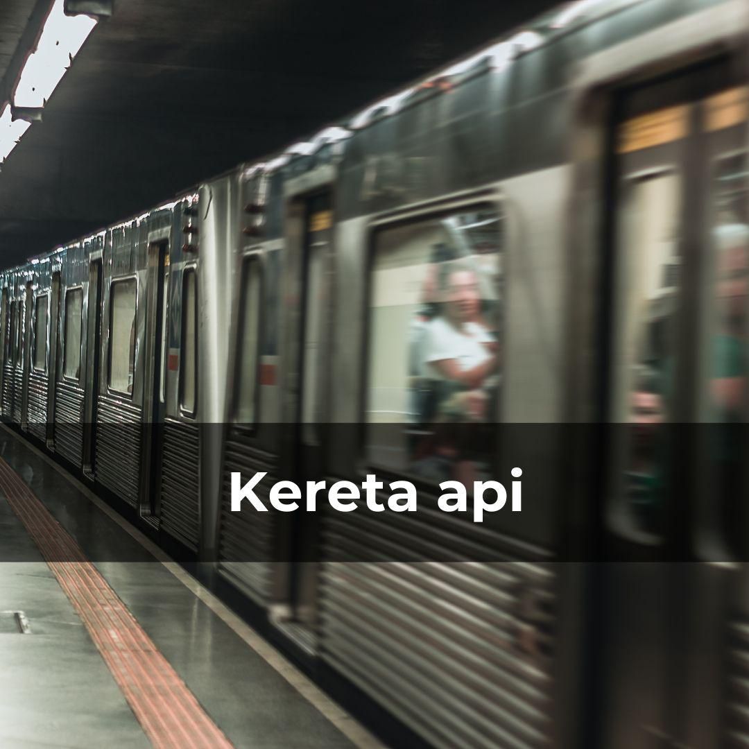 Potret kereta api