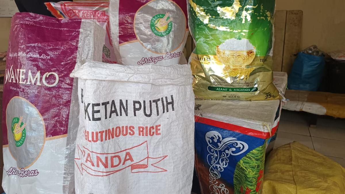 Harga Beras Naik, Pedagang-Warung Nasi di Makassar Putar Otak Jaga Pelanggan