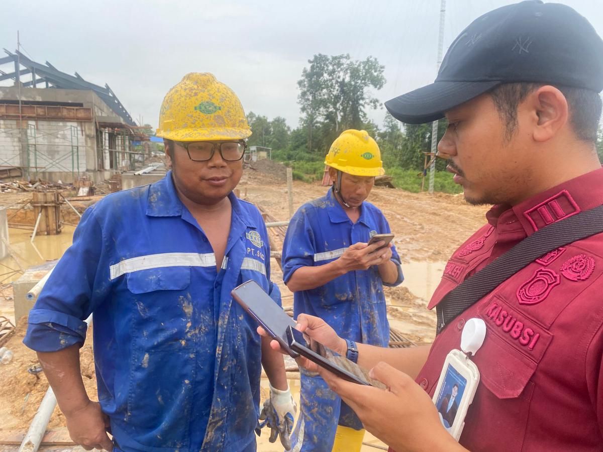Imigrasi Gerebek Pekerja Asing Proyek IKN, Periksa Dokumen di Lapangan