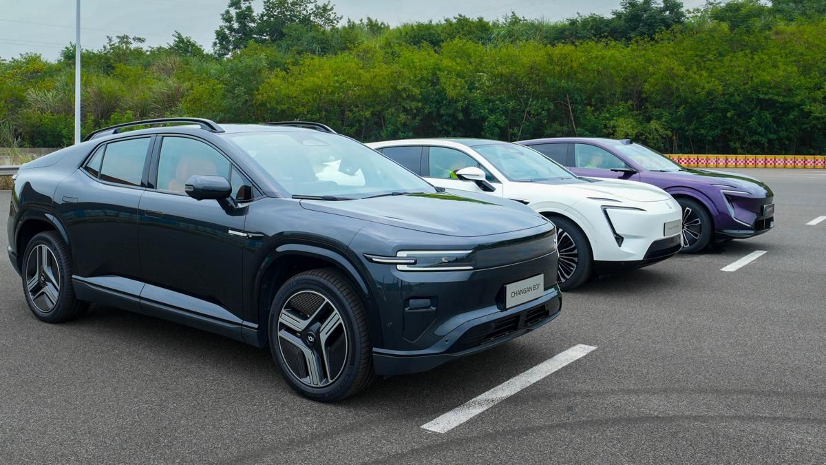 Indomobil dan Changan Ajak Jaringan Dealer Nasional ke China