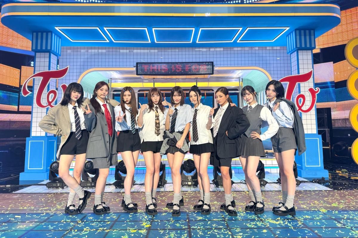 Lirik Lagu MARS - TWICE dan Maknanya, B-side Track Viral