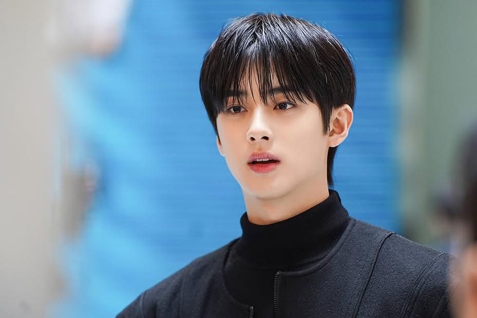 4 Sisi Misterius yang Dimiliki Cha Jin Wook di Bitch X Rich 2