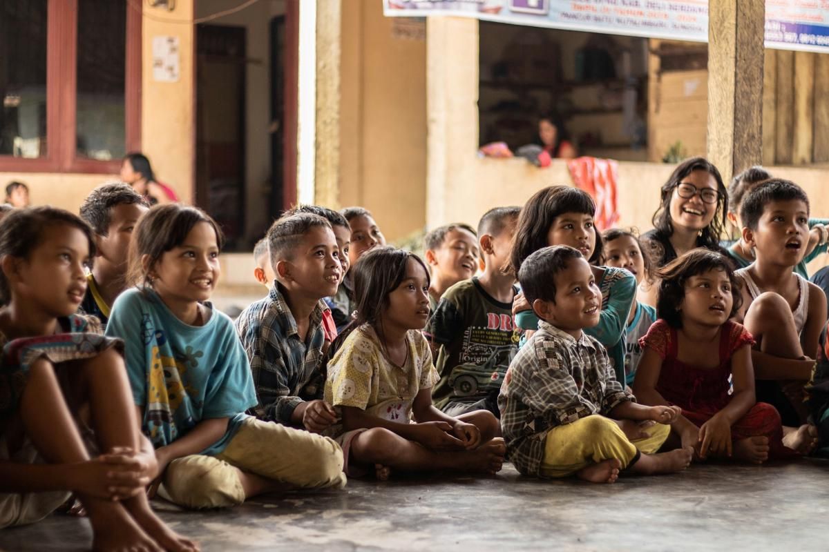 91 Orang Tua di Surabaya Berjuang untuk Pengesahan Anak
