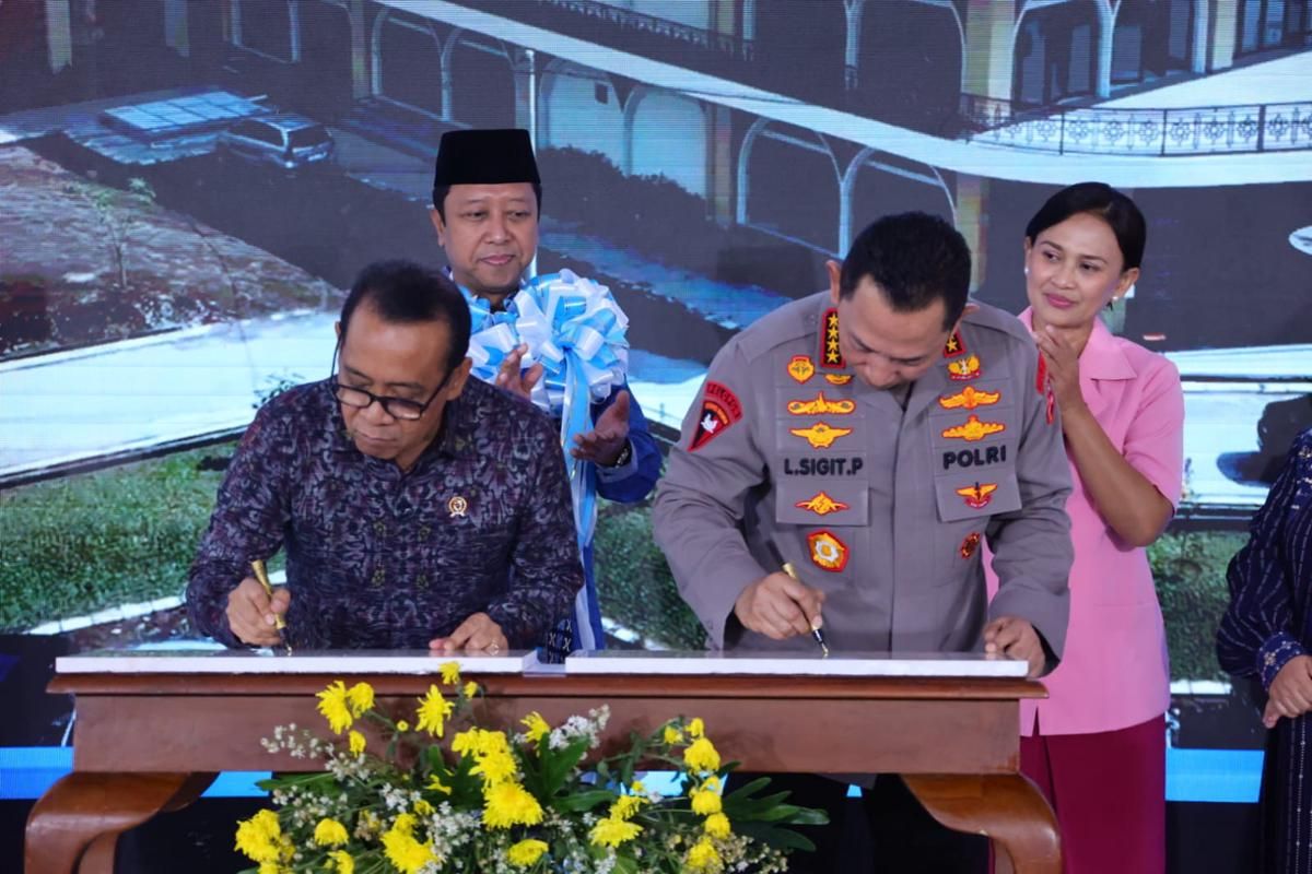 Kapolri Resmikan SMA Kemala Bhayangkara dan SMA Global Darussalam