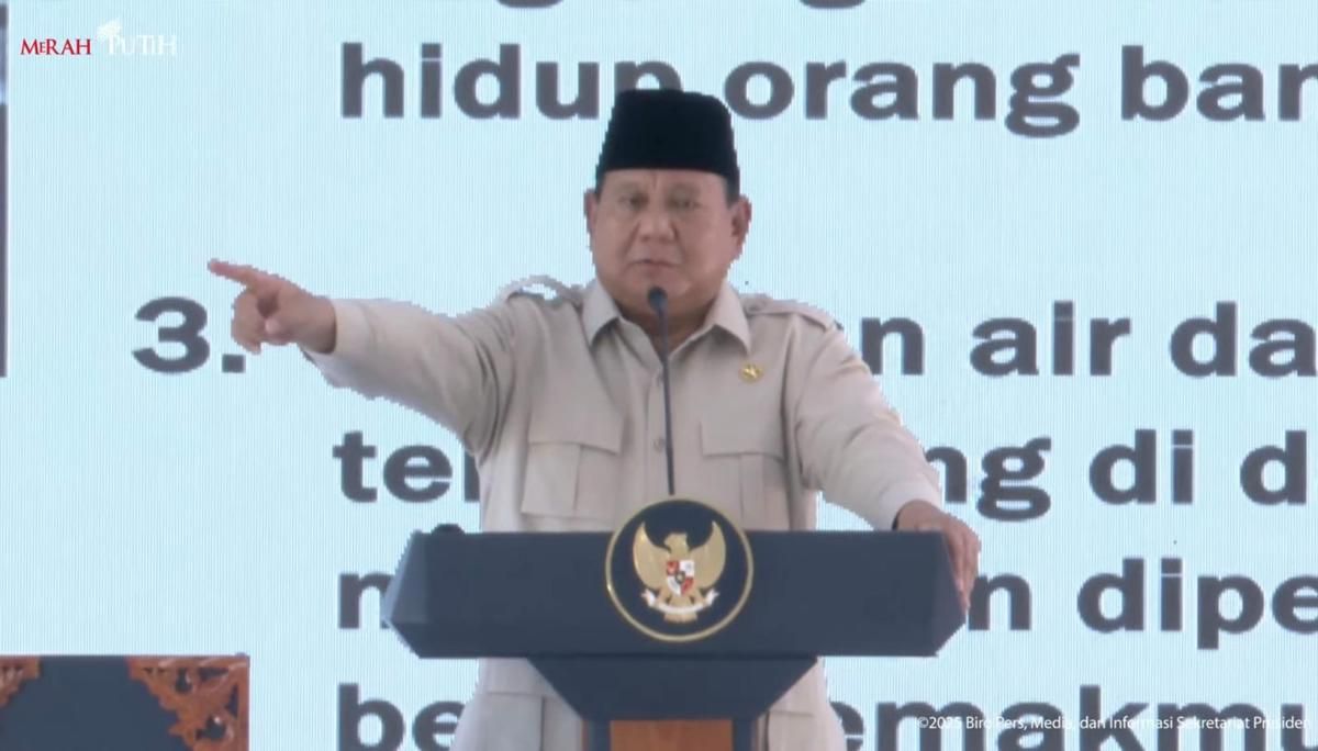 Prabowo Ungkap Ada Vampir Ekonomi yang Hisap Penderitaan Rakyat