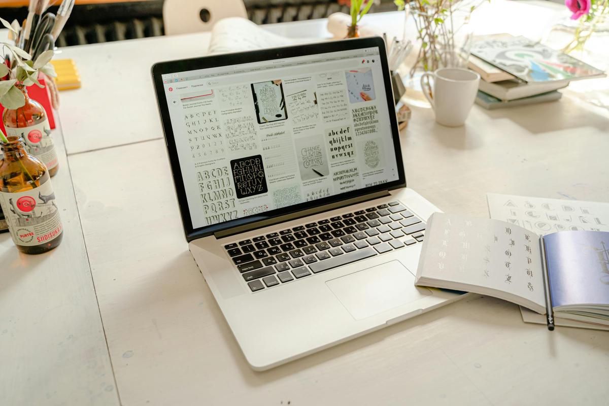 5 Alasan MacBook Cocok buat Penulis dan Editor Konten