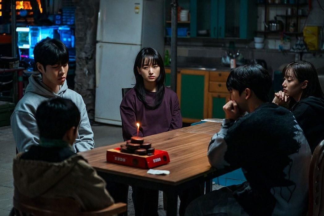 8 Karakter Penting di Drakor The Defects, Yum Jung Ah Jadi Villain!