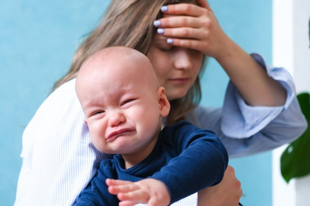 Kenapa Bayi Sering Rewel saat Sore Menjelang Magrib? Ini Penjelasannya