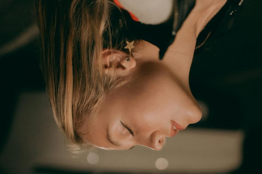 Bahaya Tidak Bersihkan Makeup sebelum Tidur, Mama Wajib Tahu!