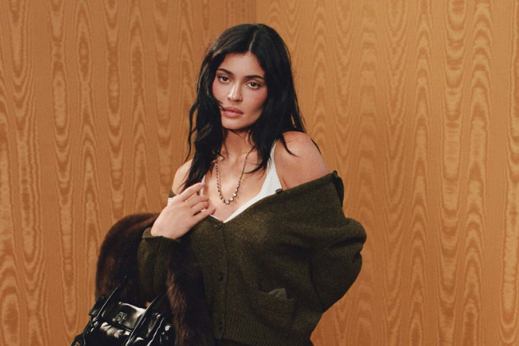 Kylie Jenner Jadi Wajah Baru Miu Miu di Kampanye Autumn/Winter 2025