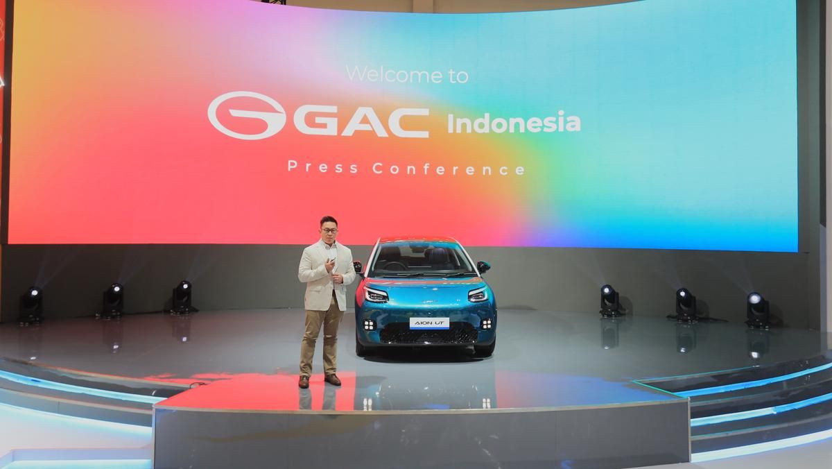 Jarak Tempuh 500 Km & Fast Charging, GAC AION UT Tantang Pasar EV Kompak