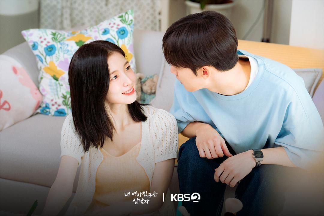 7 Cara Park Yoon Jae Beradaptasi dengan Kim Ji Eun yang Berubah jadi Pria di My Girlfriend is the Man