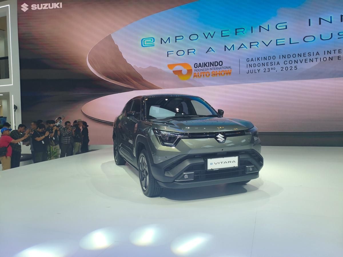 Suzuki eVitara Resmi Diperkenalkan di GIIAS 2025, Mulai Dijual Awal 2026