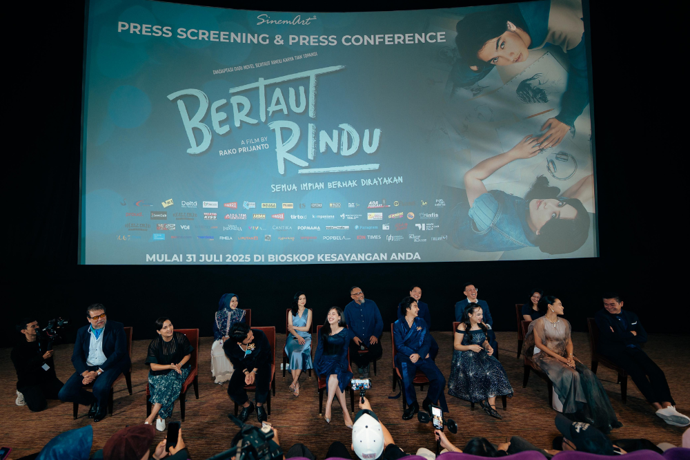Daftar Pemain Film Bertaut Rindu, Adhisty Zara Siap Menyentuh Hati