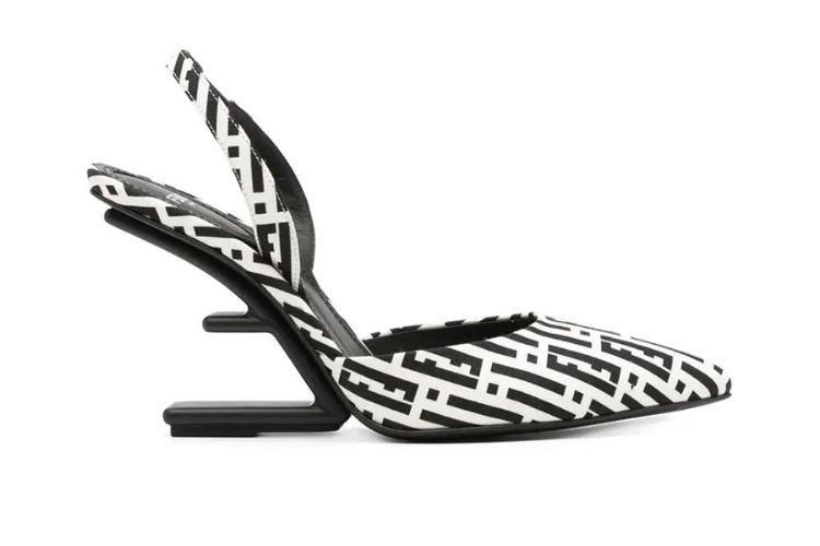 #PopbelaOOTD: Rekomendasi Sepatu High Heels Fendi