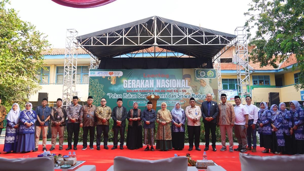 PTP Nonpetikemas Beri Makanan Bergizi untuk 240 Santri dan Siswa Madrasah