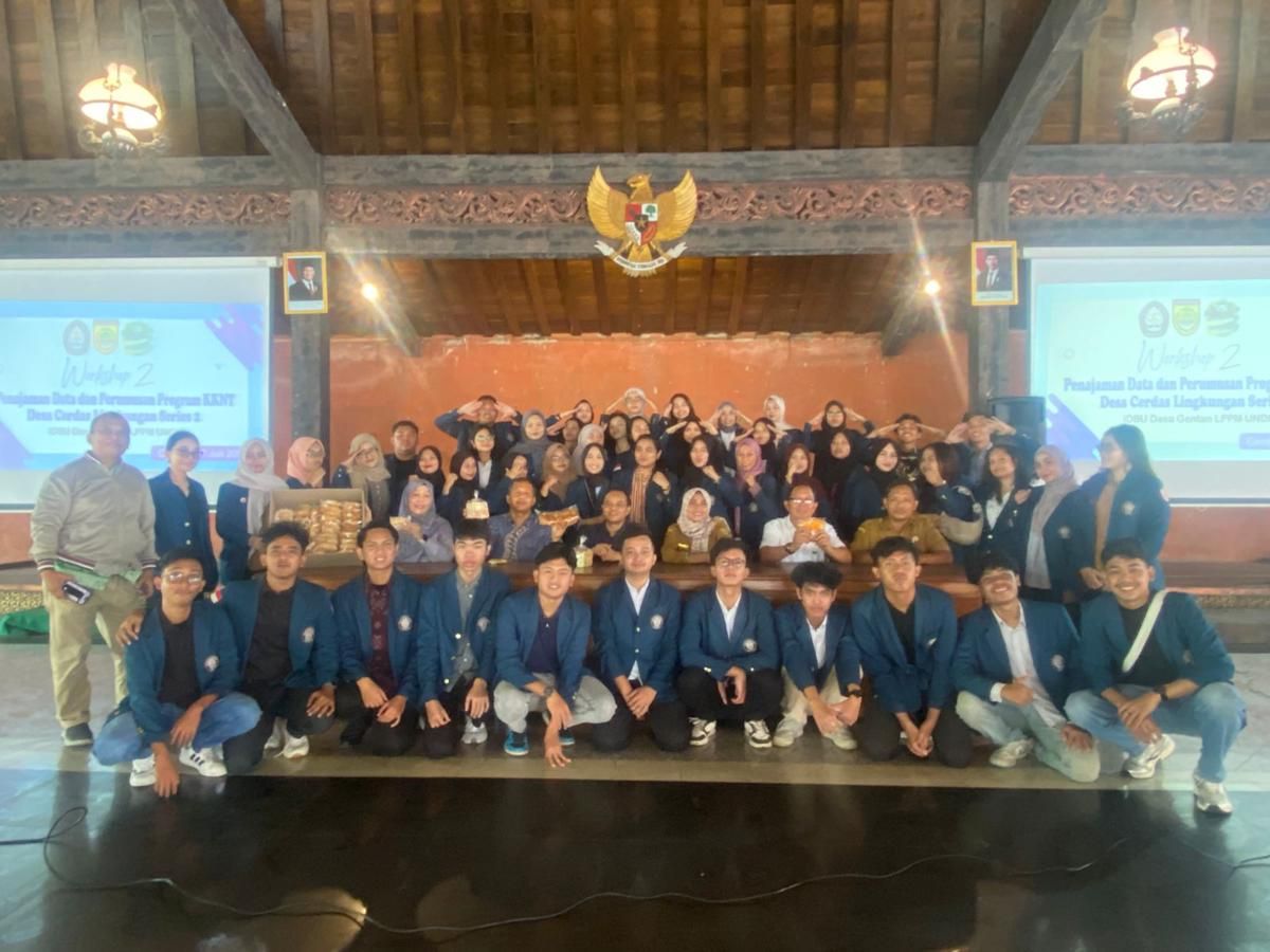 TIM KKN-T IDBU 66 Undip Susun Data Base Bangunan dan RPJMDes Desa Gentan