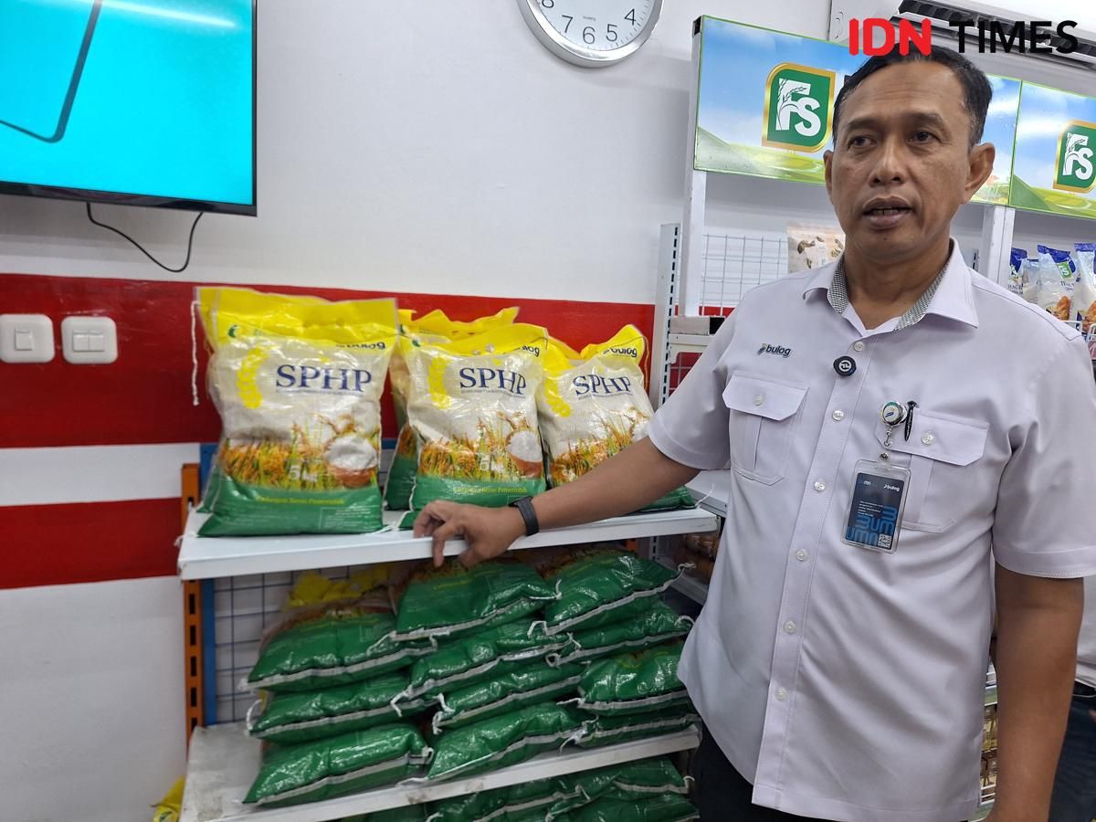 Cegah Oplosan, Bulog Mau Jual Beras SPHP di Koperasi-Koperasi TNI