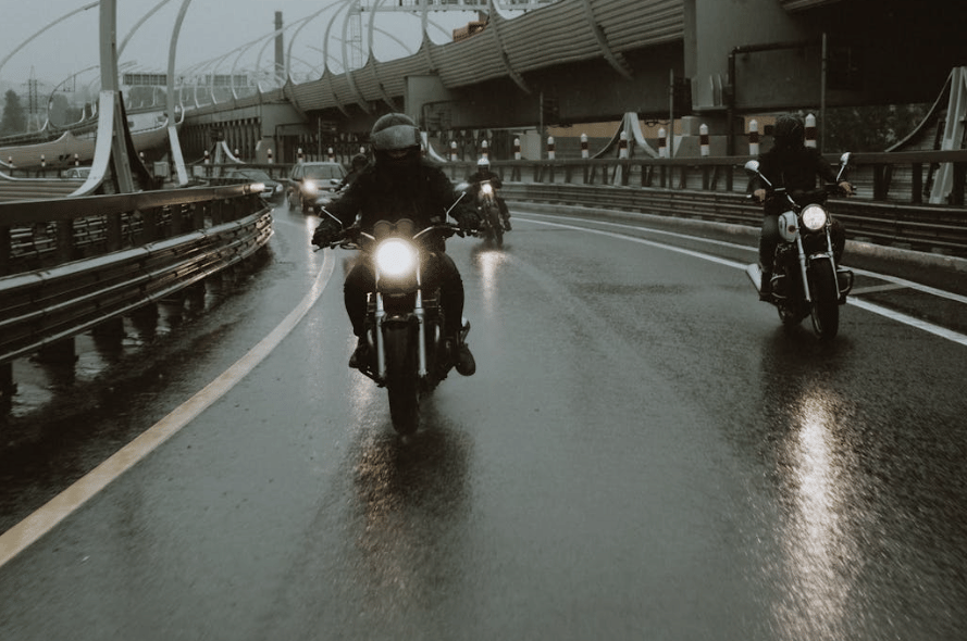 5 Masalah Motor Saat Musim Hujan dan Cara Ampuh Mencegahnya