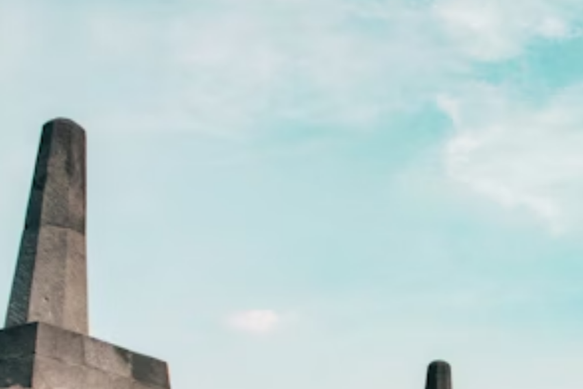 Potret Candi Borobudur di Magelang, Jawa Tengah (unsplash.com/avivrchmdn)