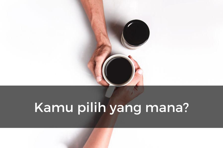 Potret minum kopi