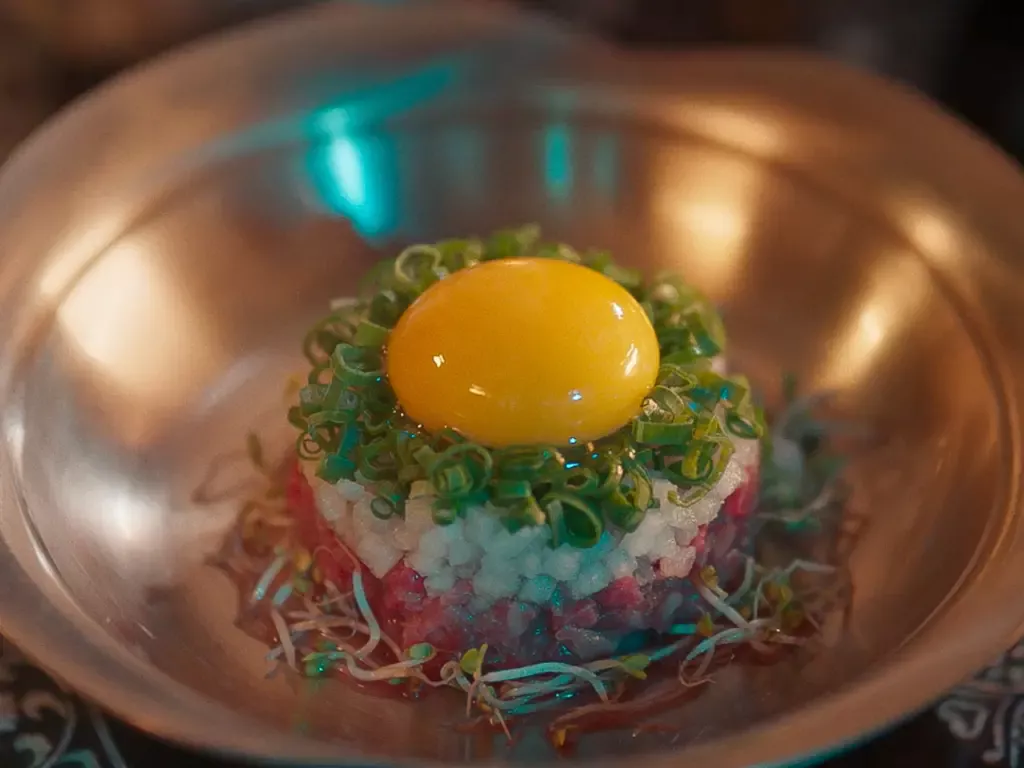 Potret Yukhoe dalam KDrama Bon Appetit, Your Majesty