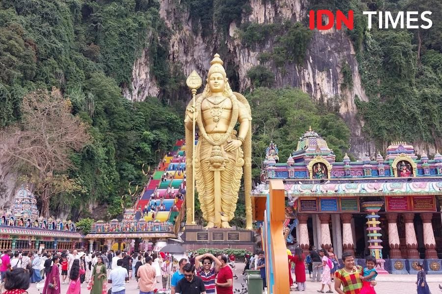 Potret Batu Caves di Gombak, Selaongor, Malaysia