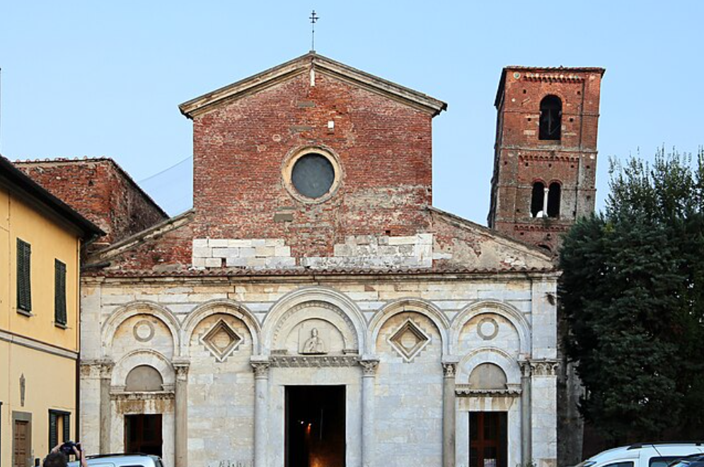 potret Menara Gereja San Michele degli Scalzi, Pisa, Italia