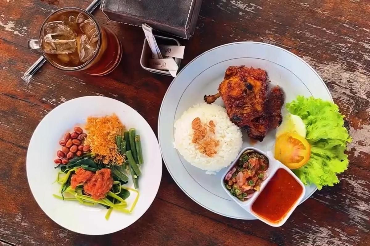 Potret ayam taliwang New Dhamar Roso Resto