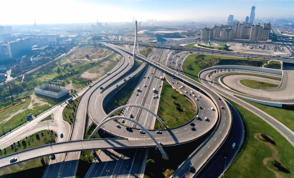 ilustrasi jalan tol (freepik.com/KamranAydinov)