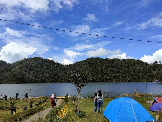 Camping Ground di Danau Lau Kawar