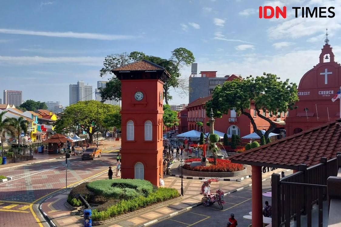 Potret Kompleks Bangunan Merah di Melaka, Malaysia